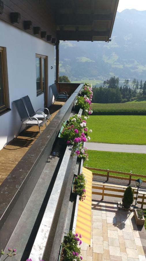 Hotel Pension Eichenhof Ried im Zillertal Kültér fotó
